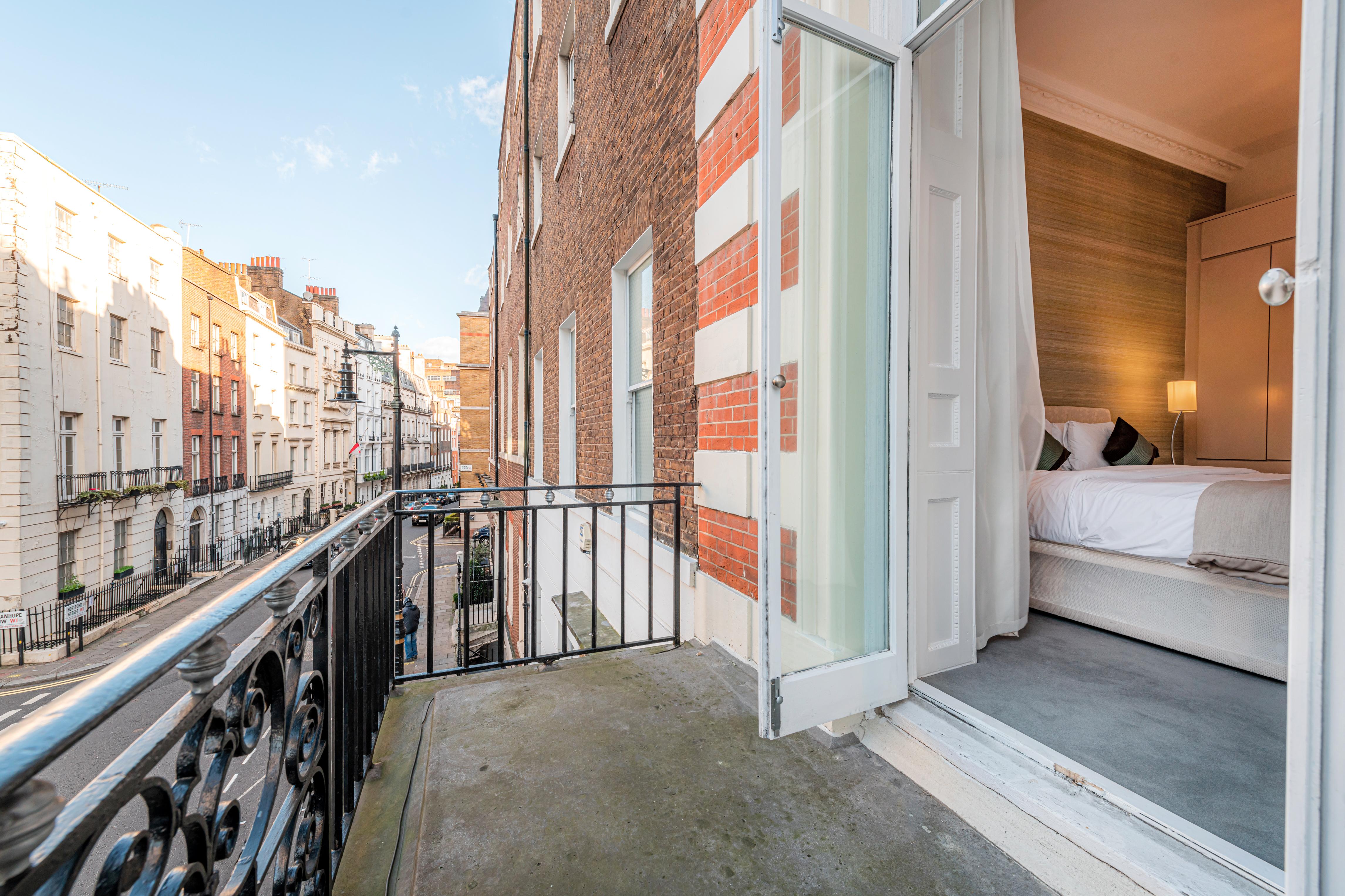 20 Hertford Street - Mayfair Apartments London Exterior photo