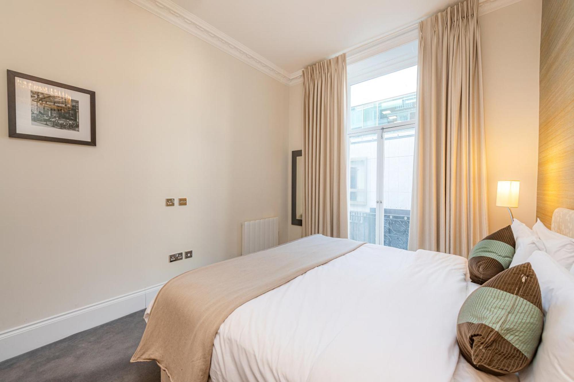 20 Hertford Street - Mayfair Apartments London Room photo